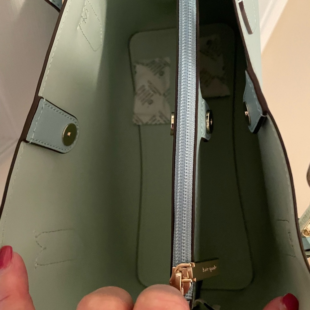 Kate Spade Satchel & Crossbody - Picture 6 of 7